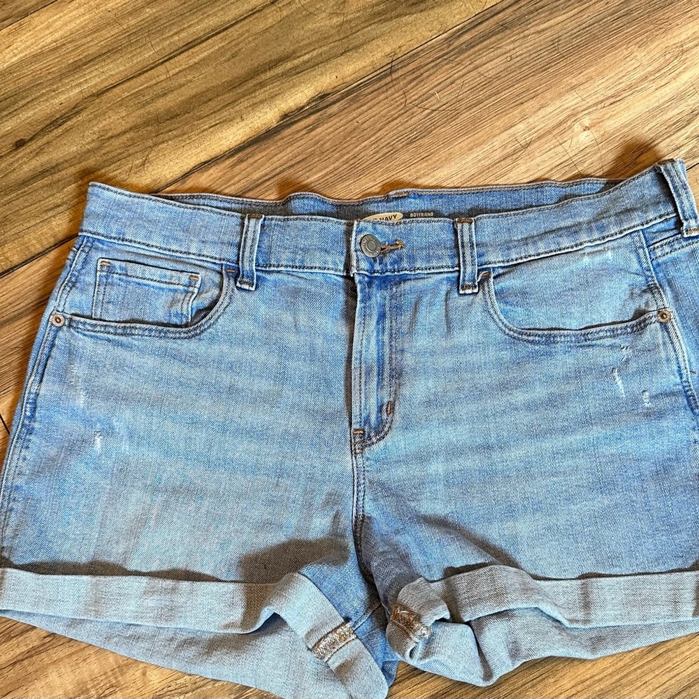 Old Navy Boyfriend Cuffed Jean Shorts size 13